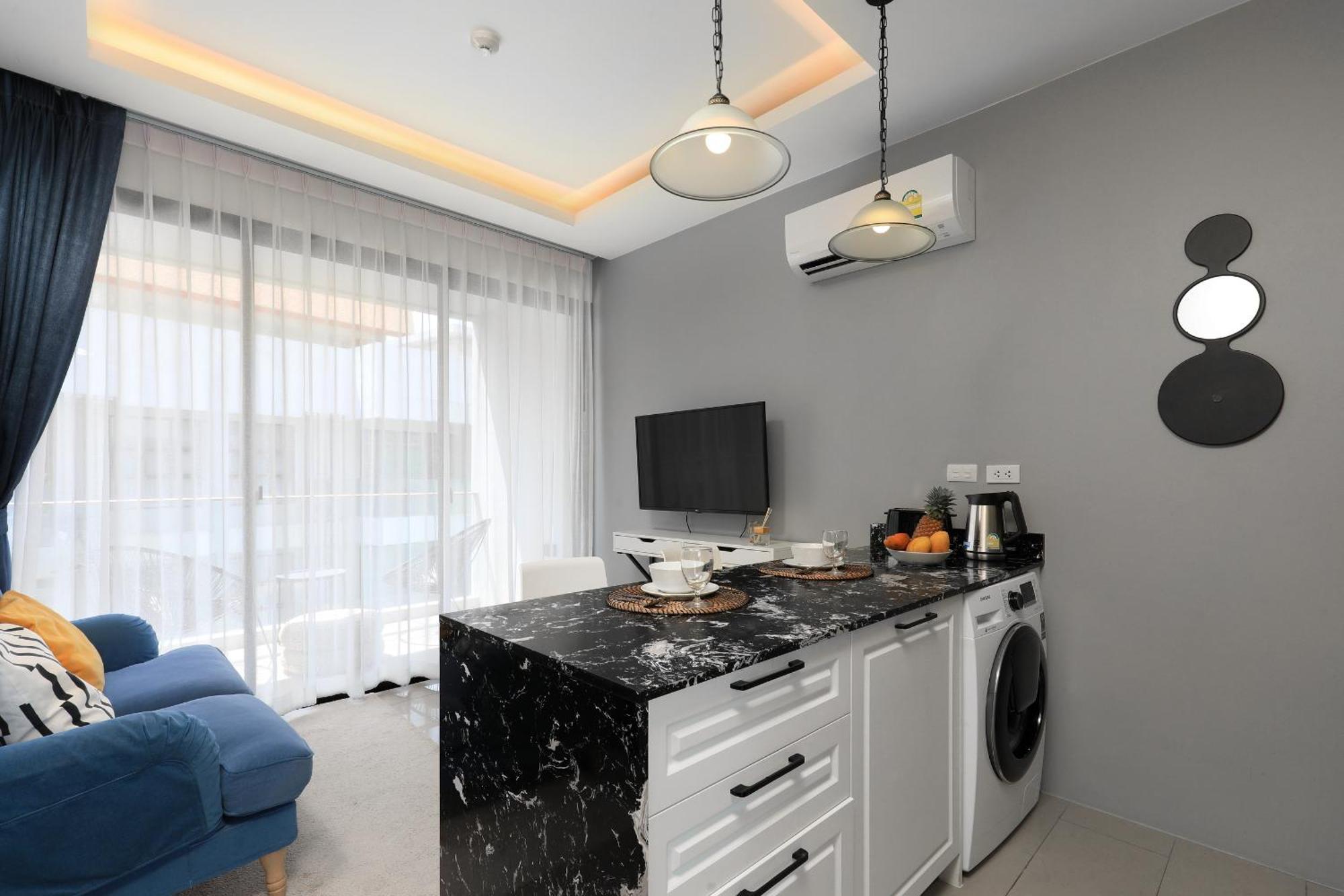 The Sea View Room In Palmyrah Surin By Holy Cow Dış mekan fotoğraf